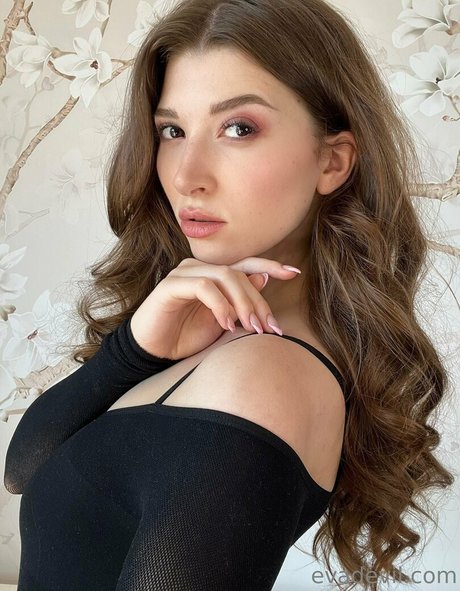 Nagie wyciekłe zdjęcie OnlyFans od Gooncalendar