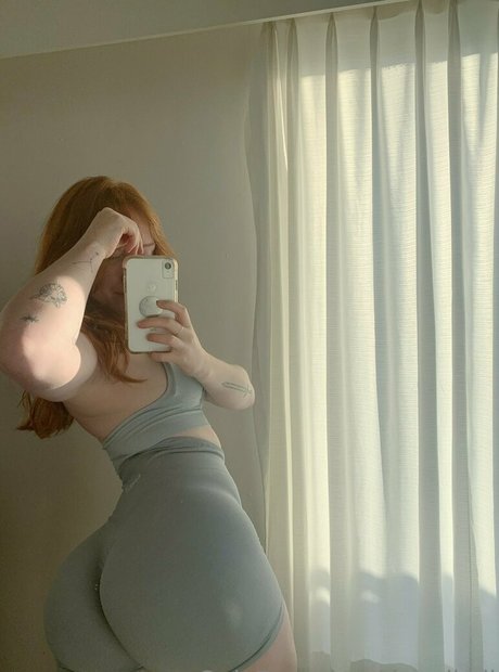 Nagie wyciekłe zdjęcie OnlyFans od Yourfavgingerxoxo
