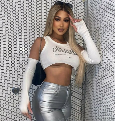 Nagie wyciekłe zdjęcie OnlyFans od Stunnabby