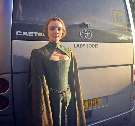 Nagie wyciekłe zdjęcie OnlyFans od Jodie Comer