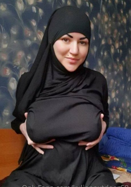 Kylienextdoor69