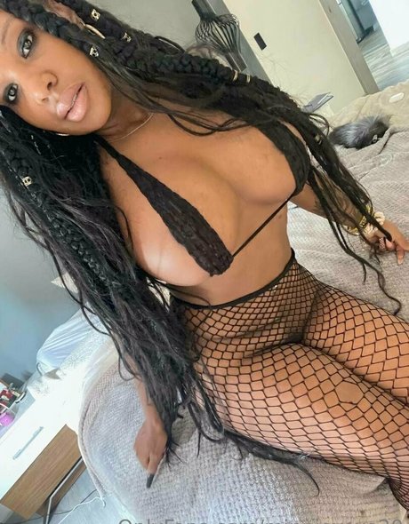 Nagie wyciekłe zdjęcie OnlyFans od Minniexoxo20