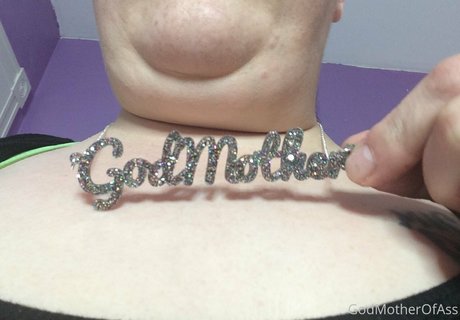 Nagie wyciekłe zdjęcie OnlyFans od Godmotherthegreatfree