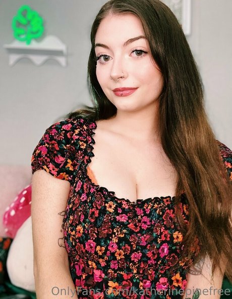 Nagie wyciekłe zdjęcie OnlyFans od Katherinepinefree