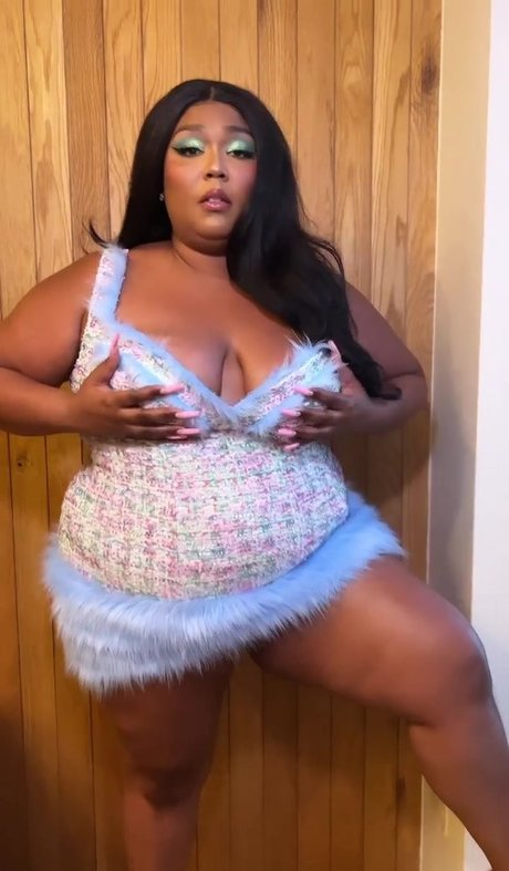 Nagie wyciekłe zdjęcie OnlyFans od Lizzo