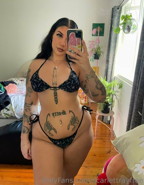 Nagie wyciekłe zdjęcie OnlyFans od Scarlettrayfree