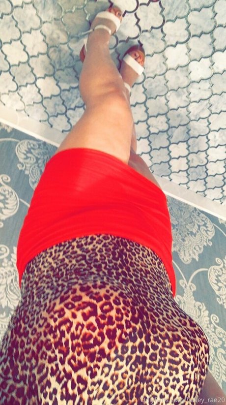 Hailey_rae20