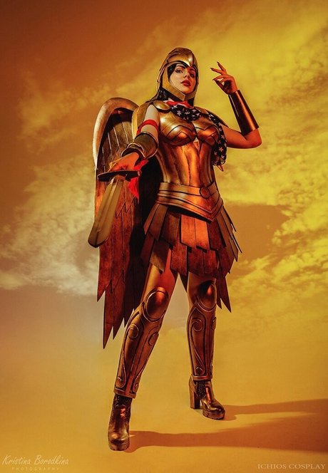 Anya Ichios