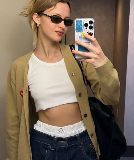 Angele Van Laeken