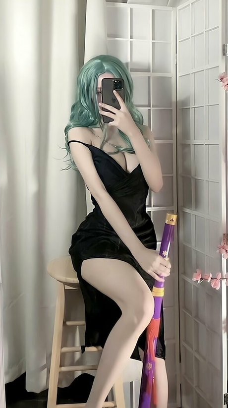 Nagie wyciekłe zdjęcie OnlyFans od Lolaaasaur