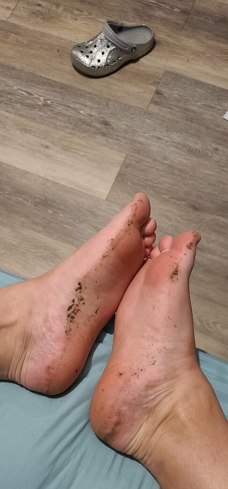 Nagie wyciekłe zdjęcie OnlyFans od Smelliefeetsweetie