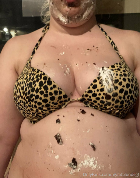 Nagie wyciekłe zdjęcie OnlyFans od Myfatblondegf