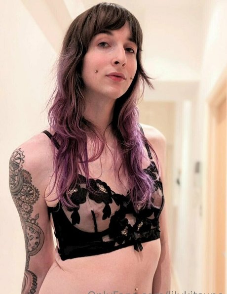 Nagie wyciekłe zdjęcie OnlyFans od Lilykitsune