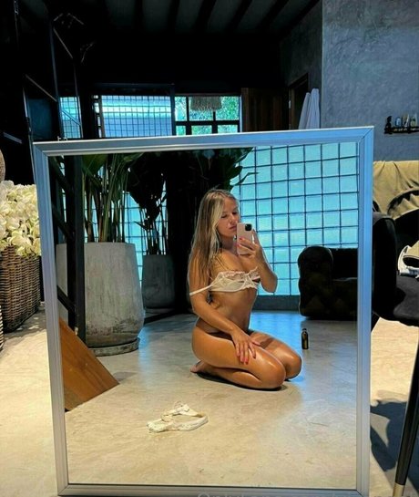 Nagie wyciekłe zdjęcie OnlyFans od Viangel