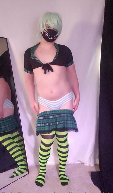 Lewdfemboyairhead