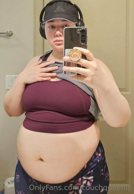 Nagie wyciekłe zdjęcie OnlyFans od Couchqueenie