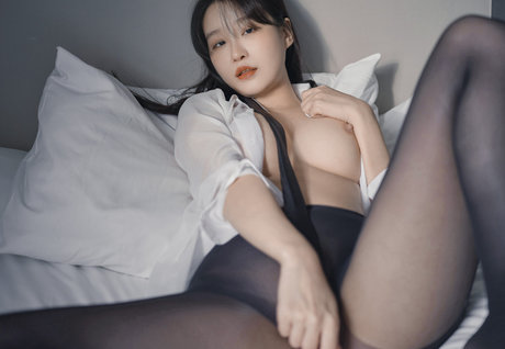Nagie wyciekłe zdjęcie OnlyFans od Lee Seol