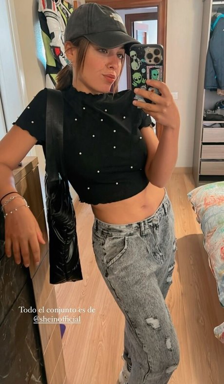 Nagie wyciekłe zdjęcie OnlyFans od Marta De Lola