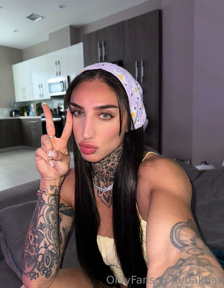 Nagie wyciekłe zdjęcie OnlyFans od Bakhar