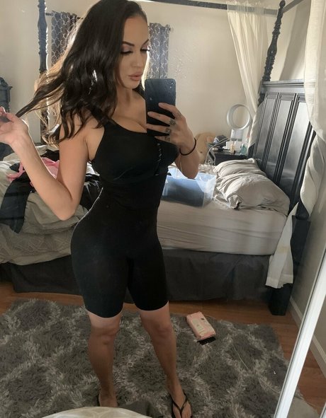 Nagie wyciekłe zdjęcie OnlyFans od Sofiryanxoxoxo