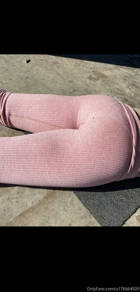 Nagie wyciekłe zdjęcie OnlyFans od Dvpgirlnextdoorxxx