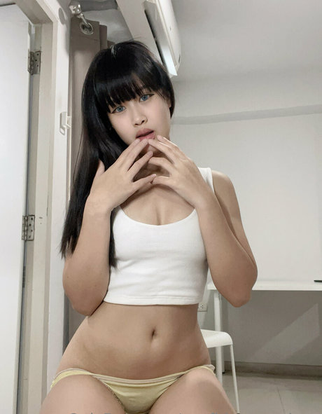 Nagie wyciekłe zdjęcie OnlyFans od Confidentemploye