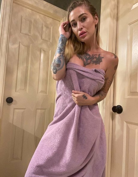 Nagie wyciekłe zdjęcie OnlyFans od Kleioxxx