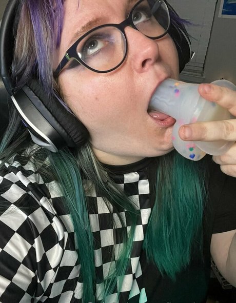 Nagie wyciekłe zdjęcie OnlyFans od Toastysyren