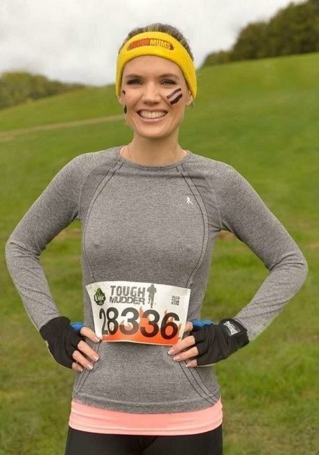 Nagie wyciekłe zdjęcie OnlyFans od Charlotte Hawkins