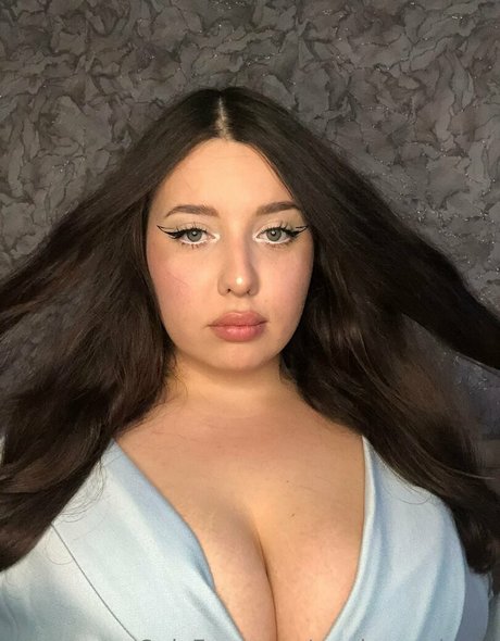 Nagie wyciekłe zdjęcie OnlyFans od Marinaunicorn