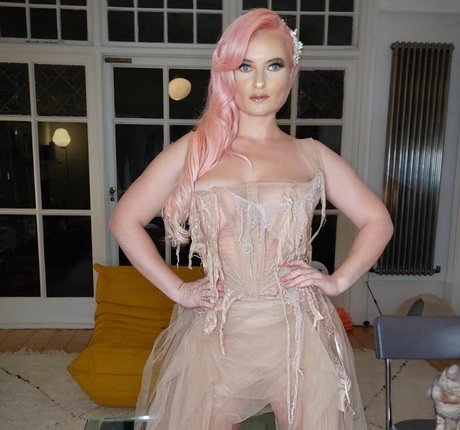 Nagie wyciekłe zdjęcie OnlyFans od Grace Chatto