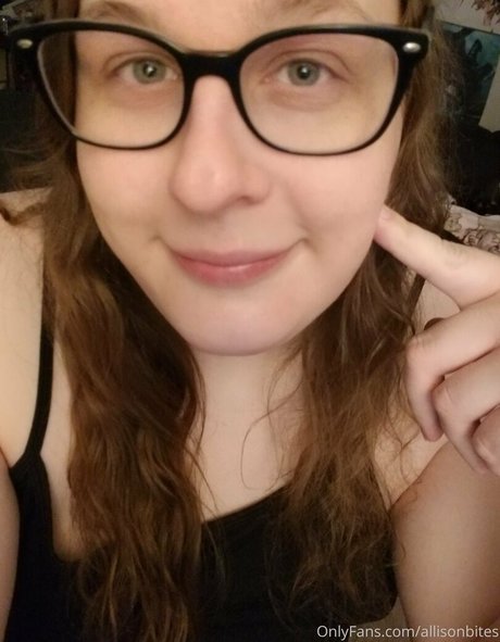 Nagie wyciekłe zdjęcie OnlyFans od Allisonbites