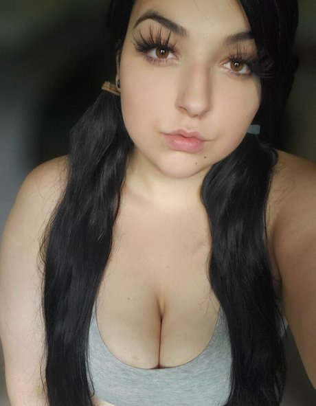 Nagie wyciekłe zdjęcie OnlyFans od Laceylanefree