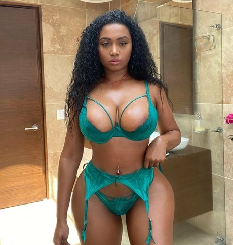 Nagie wyciekłe zdjęcie OnlyFans od Britliv