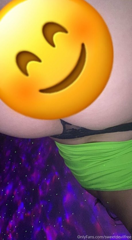 Nagie wyciekłe zdjęcie OnlyFans od Yourfavspicydragonfree