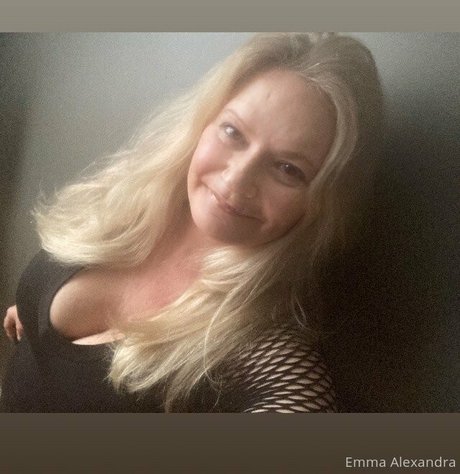 Nagie wyciekłe zdjęcie OnlyFans od Uniquilyyours