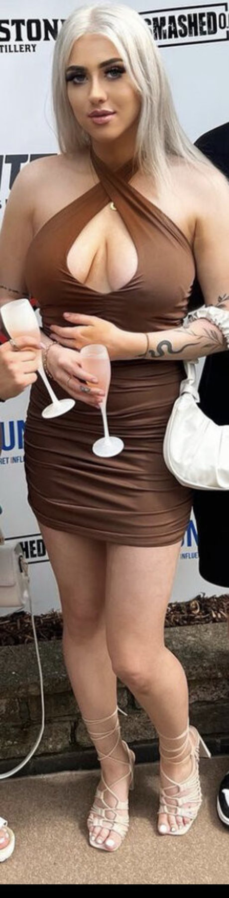 Nagie wyciekłe zdjęcie OnlyFans od Emma C
