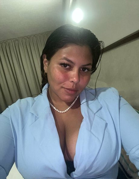 Nagie wyciekłe zdjęcie OnlyFans od Sweetdesireenew