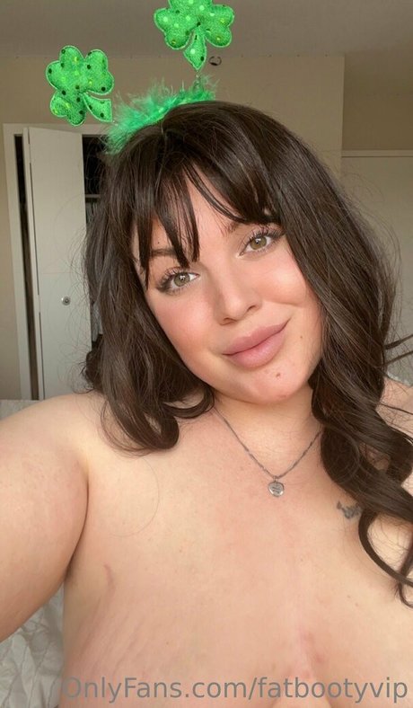 Nagie wyciekłe zdjęcie OnlyFans od Fatbootyvip