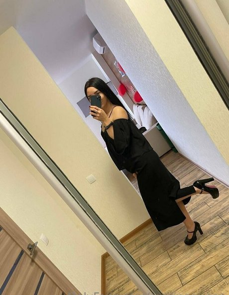 Nagie wyciekłe zdjęcie OnlyFans od Evelinaqueen