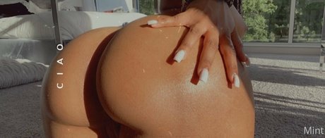 Therealbombshellmint