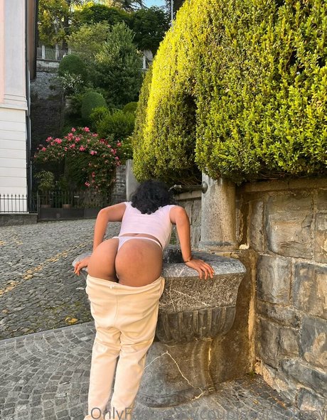 Nagie wyciekłe zdjęcie OnlyFans od Coupleconspiracy