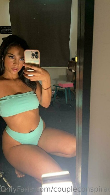 Nagie wyciekłe zdjęcie OnlyFans od Coupleconspiracy