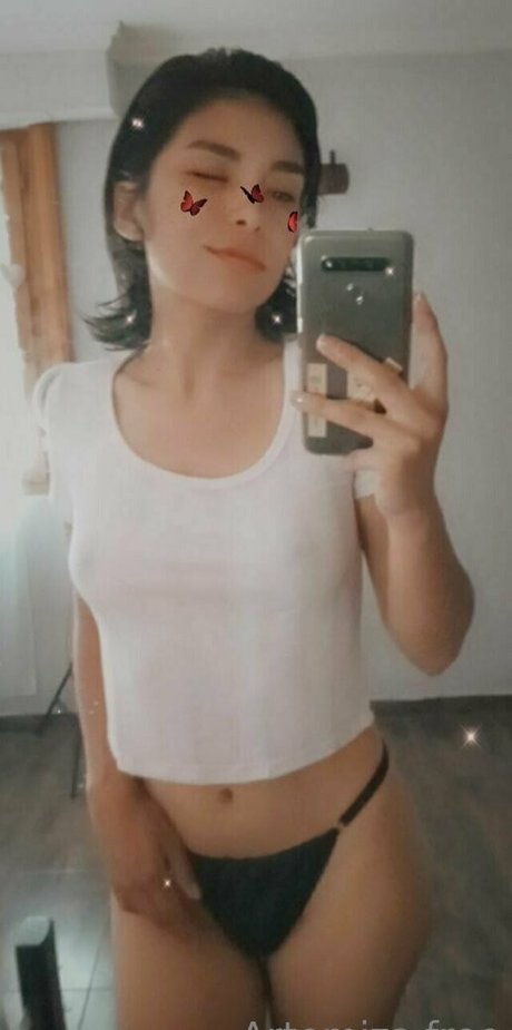 Nagie wyciekłe zdjęcie OnlyFans od Artemizafree
