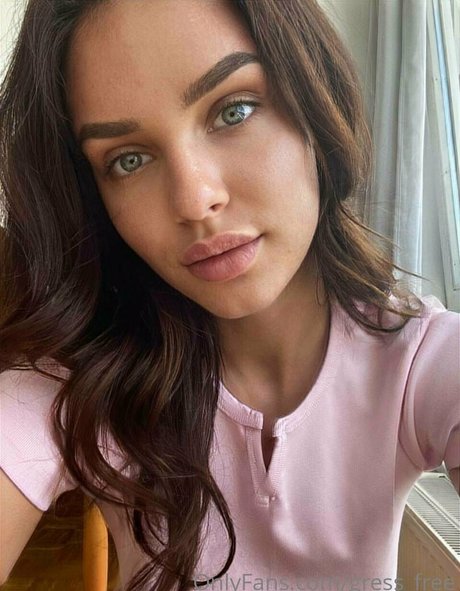 Nagie wyciekłe zdjęcie OnlyFans od Gressfree