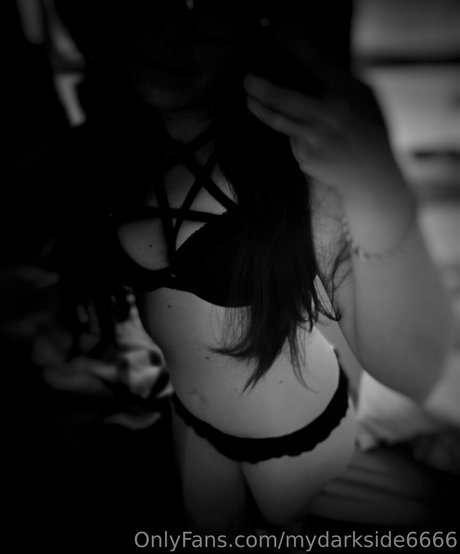 Nagie wyciekłe zdjęcie OnlyFans od Mydarkside6666