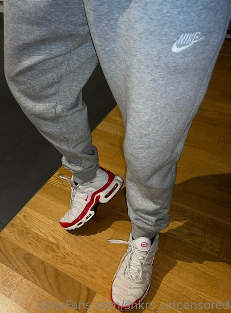 Snkrsuncensored