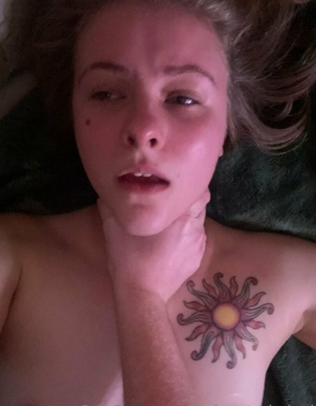 Lizziegetschoked