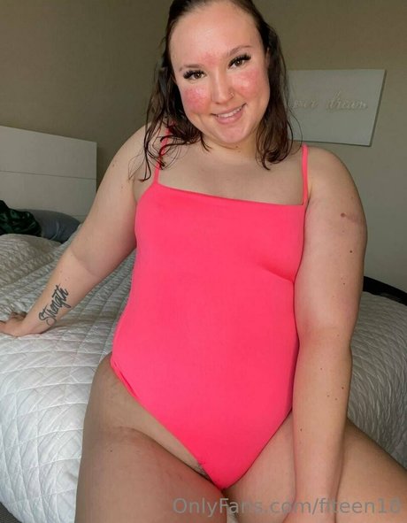 Nagie wyciekłe zdjęcie OnlyFans od Fiteen18