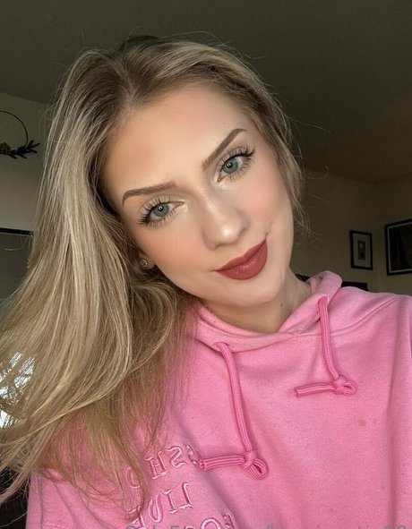 Nagie wyciekłe zdjęcie OnlyFans od Kenziecutie18